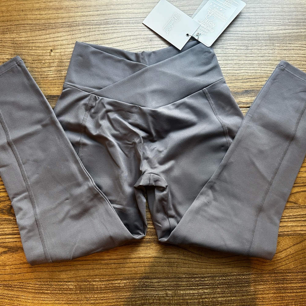 Bombshell Sportswear Brazilian Contour 7/8 Leggings - Picture 5 of 7
